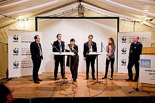  / &copy;: WWF-Canon / Richard Stonehouse
